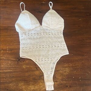 Bozzolo Cream Lace Bodysuit